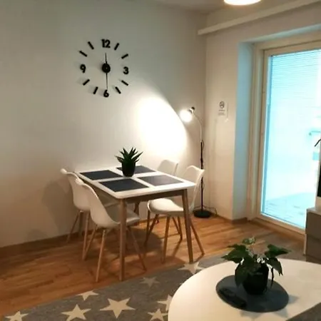 Star Homes Studio Lux 82